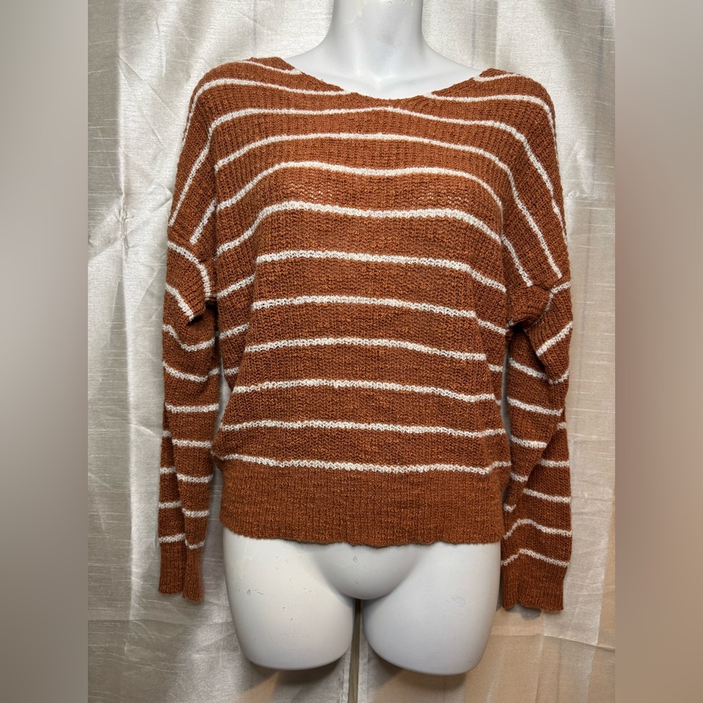 Love tree sweater